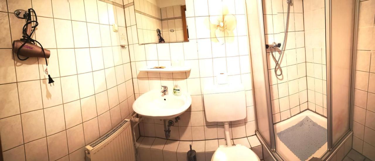Hotel Hohenstein -Radweg-Messe-Baldeneysee Essen Luaran gambar